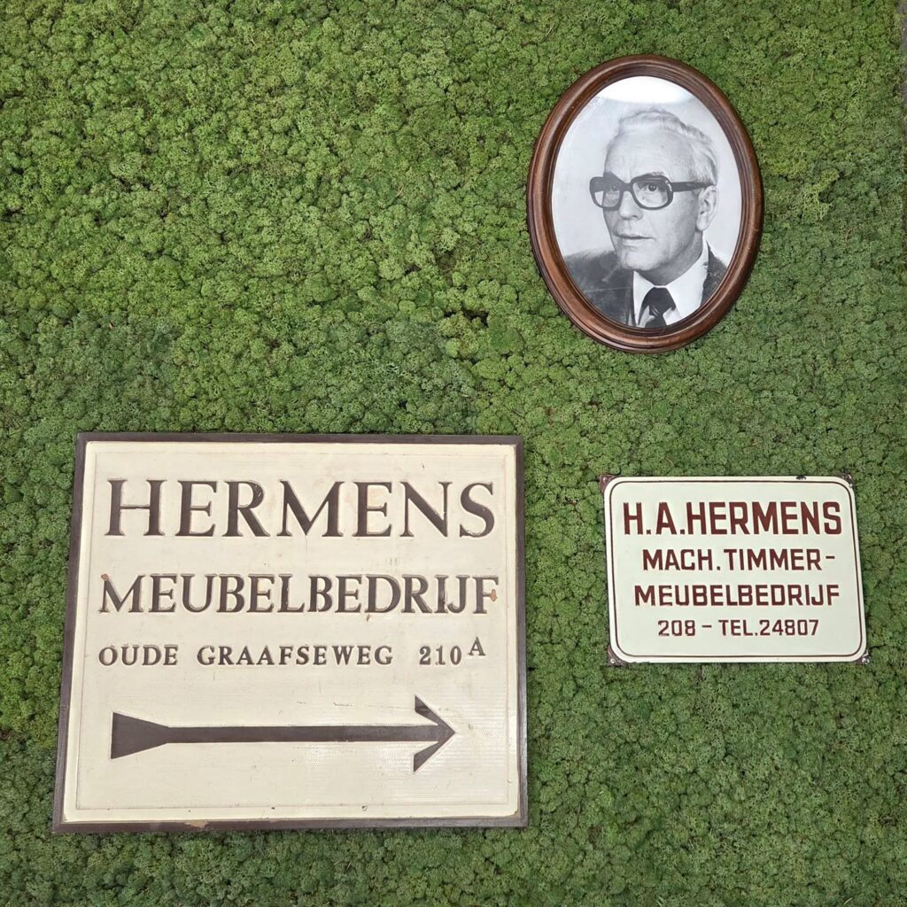 Instagram post from hermensinterieuropmaat. This post is in position 1.